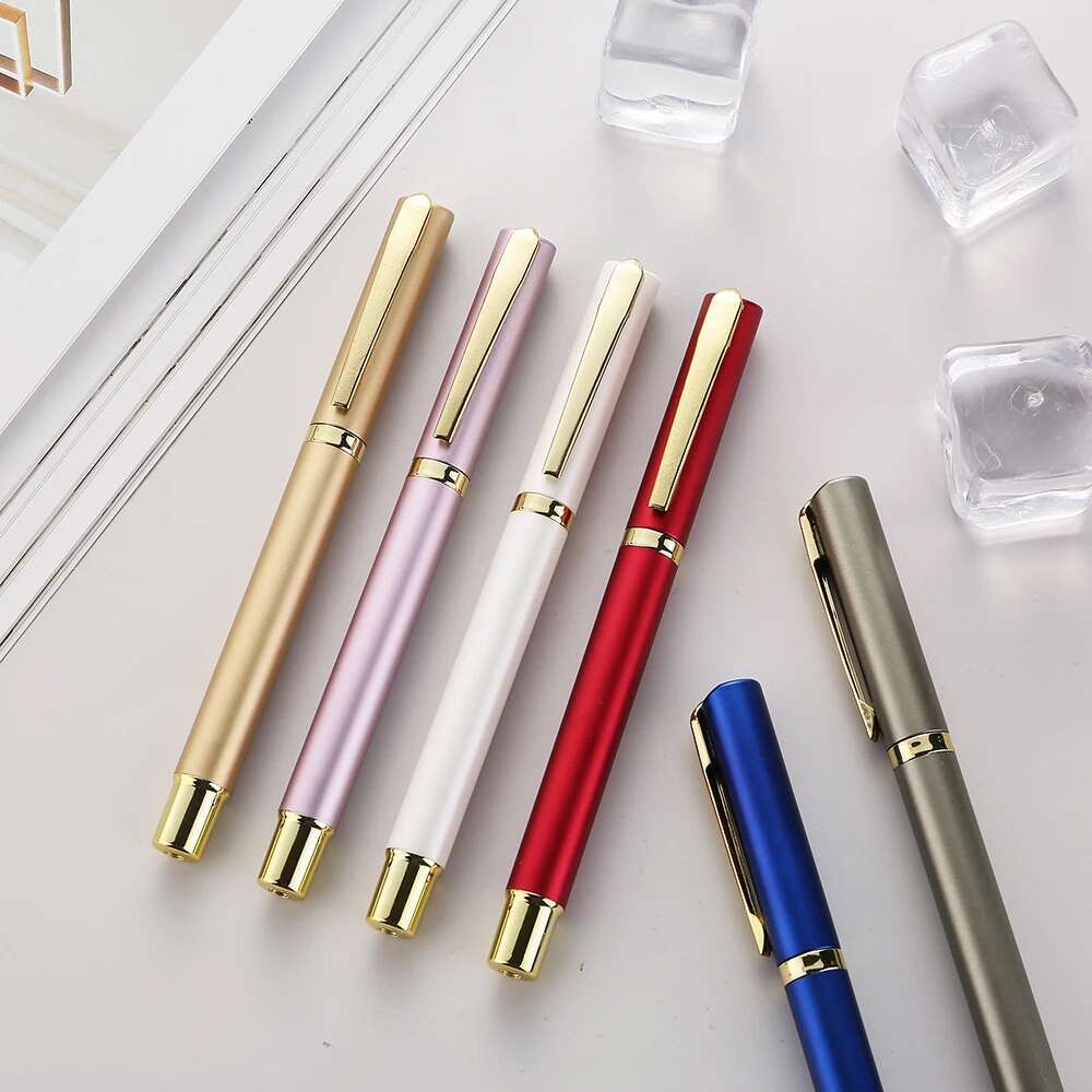 Office Stationery Supply Business - قطعة واحدة من أقلام الجل الفاخرة