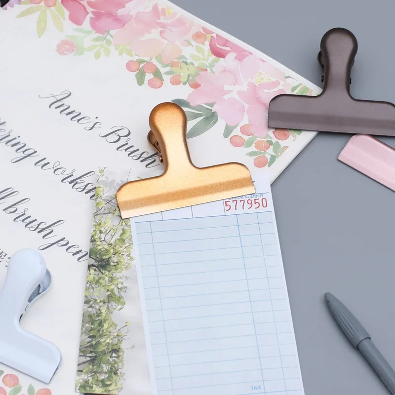 مشبك ورق متعدد الوظائف بتصميم  - مراجعة Is Stationery Office Supply وسعره